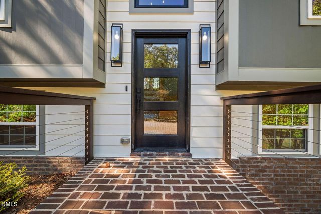 313 Crown Oaks Drive, Raleigh, NC 27615