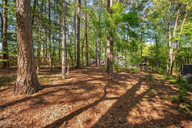 313 Crown Oaks Drive, Raleigh, NC 27615