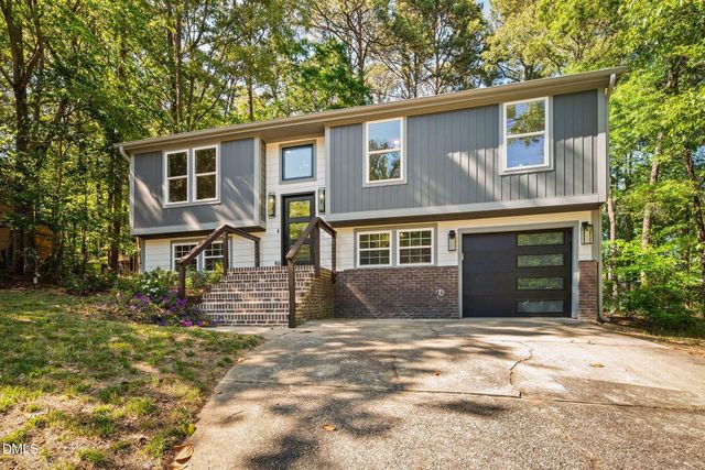 313 Crown Oaks Drive, Raleigh, NC 27615