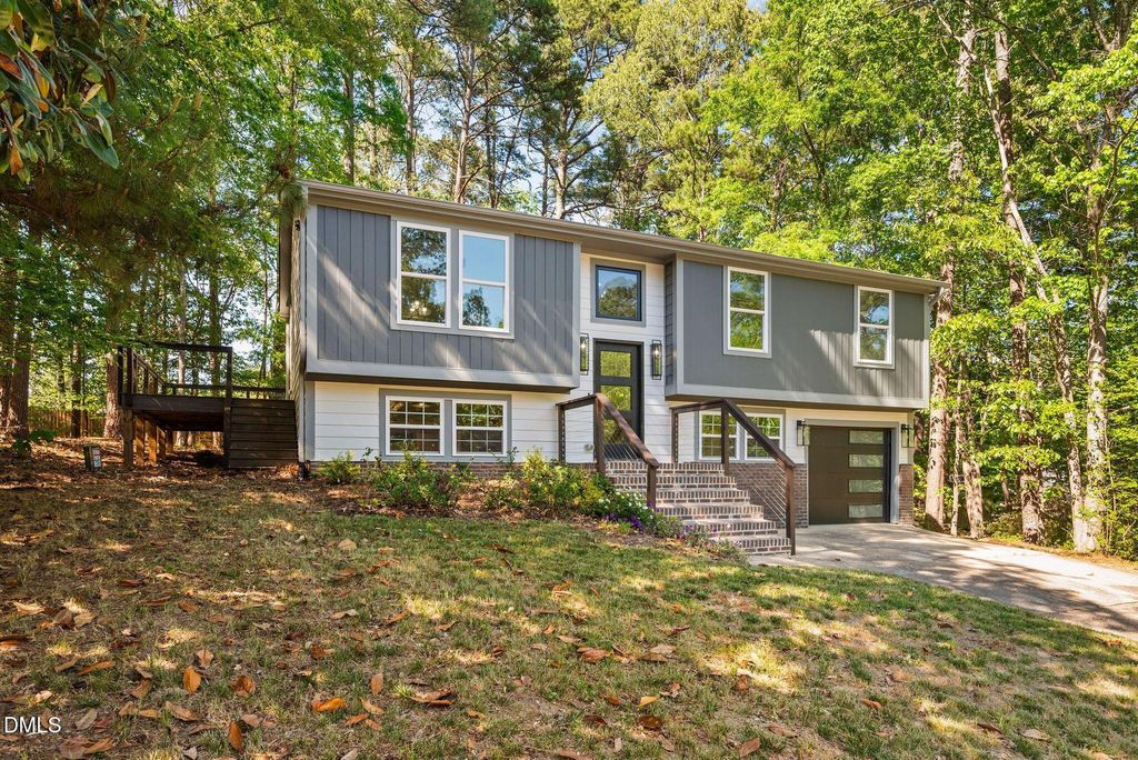 313 Crown Oaks Drive, Raleigh, NC 27615