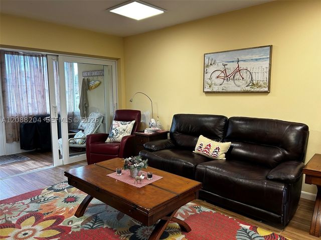 2941 Crosley Dr W H, West Palm Beach, FL 33415