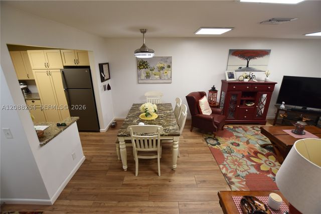 2941 Crosley Dr W H, West Palm Beach, FL 33415