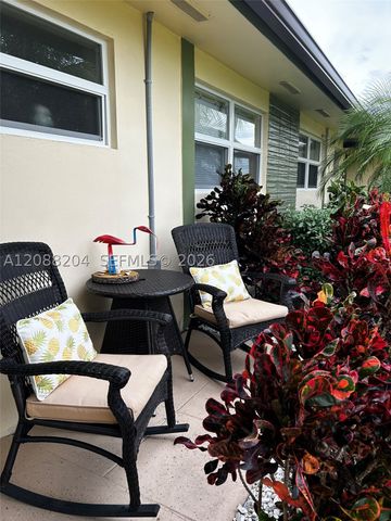 2941 Crosley Dr W H, West Palm Beach, FL 33415