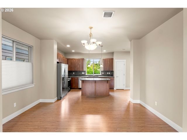 14323 Sw COMPASS Dr, Beaverton, OR 97005