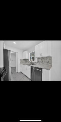 1112 NW 43rd Terrace, Lauderhill, FL 33313