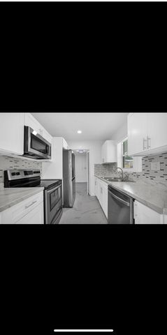 1112 NW 43rd Terrace, Lauderhill, FL 33313