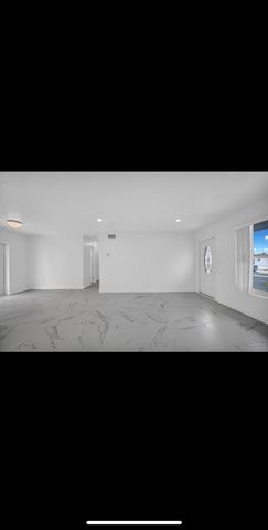 1112 NW 43rd Terrace, Lauderhill, FL 33313