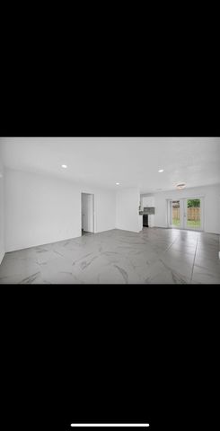 1112 NW 43rd Terrace, Lauderhill, FL 33313