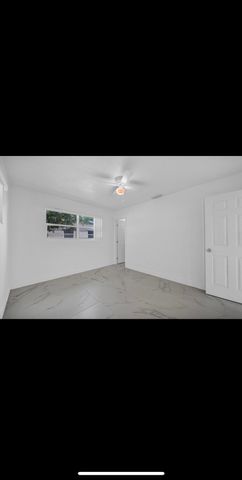 1112 NW 43rd Terrace, Lauderhill, FL 33313