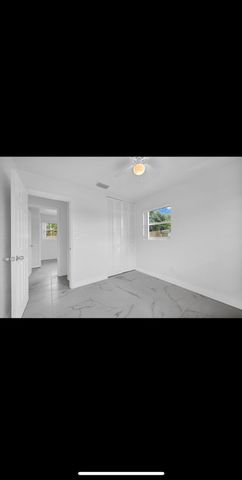 1112 NW 43rd Terrace, Lauderhill, FL 33313