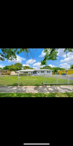 1112 NW 43rd Terrace, Lauderhill, FL 33313