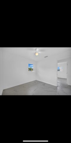 1112 NW 43rd Terrace, Lauderhill, FL 33313