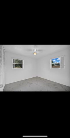 1112 NW 43rd Terrace, Lauderhill, FL 33313