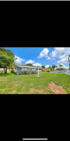 1112 NW 43rd Terrace, Lauderhill, FL 33313