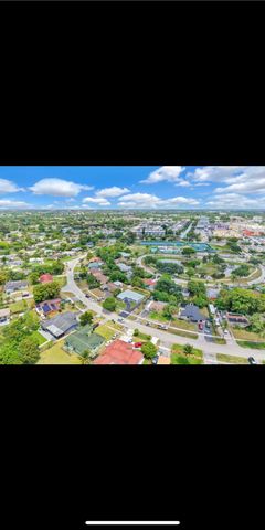 1112 NW 43rd Terrace, Lauderhill, FL 33313