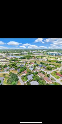 1112 NW 43rd Terrace, Lauderhill, FL 33313