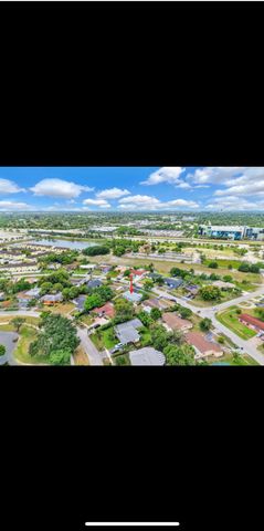 1112 NW 43rd Terrace, Lauderhill, FL 33313