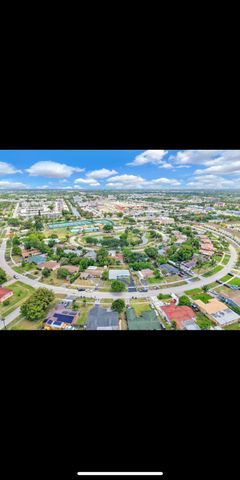 1112 NW 43rd Terrace, Lauderhill, FL 33313