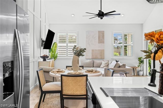 4714 Arboretum CIR 102, Naples, FL 34112