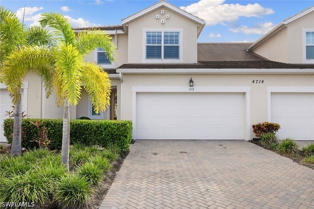 4714 Arboretum CIR 102, Naples, FL 34112