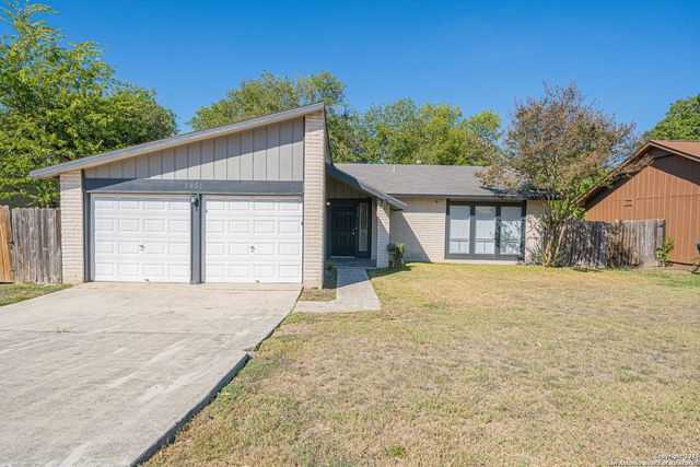 5955 Oak Run, San Antonio, TX 78247