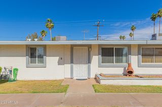 10612 W OAKMONT Drive, Sun City, AZ 85351