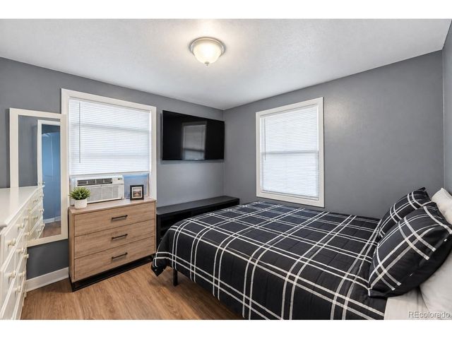 1270 Quebec St, Denver, CO 80220