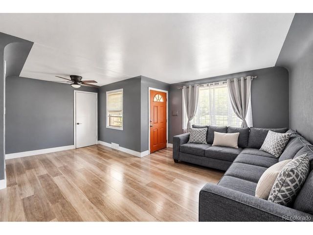 1270 Quebec St, Denver, CO 80220