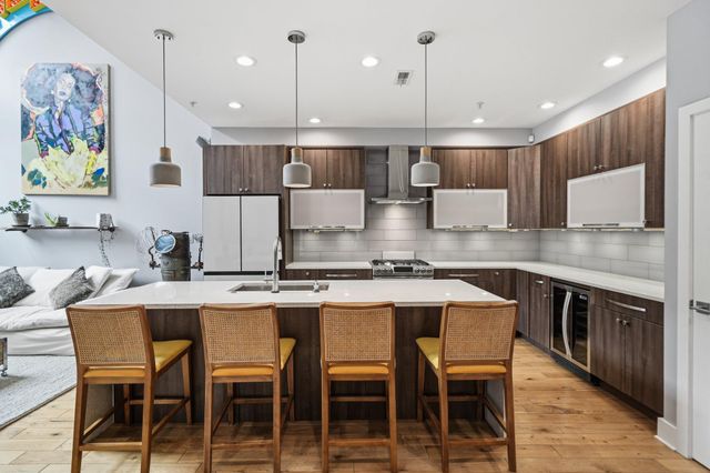 237 W THOMPSON ST, Philadelphia, PA 19122