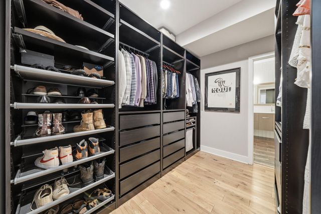237 W THOMPSON ST, Philadelphia, PA 19122