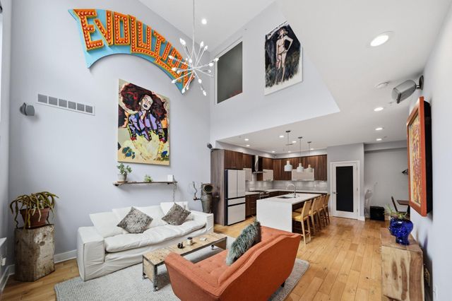 237 W THOMPSON ST, Philadelphia, PA 19122