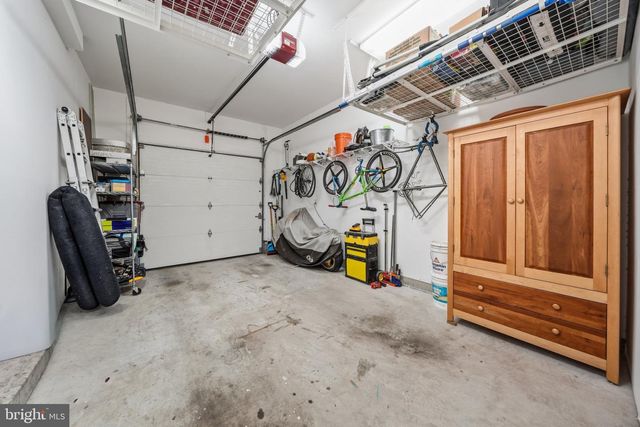 237 W THOMPSON ST, Philadelphia, PA 19122