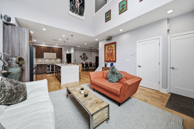 237 W THOMPSON ST, Philadelphia, PA 19122