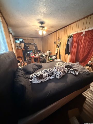 2123 PEREZ ST, San Antonio, TX 78207