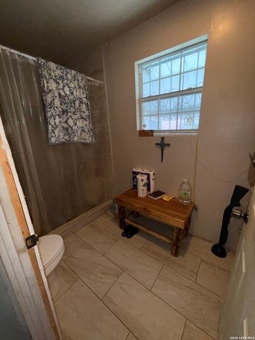 2123 PEREZ ST, San Antonio, TX 78207