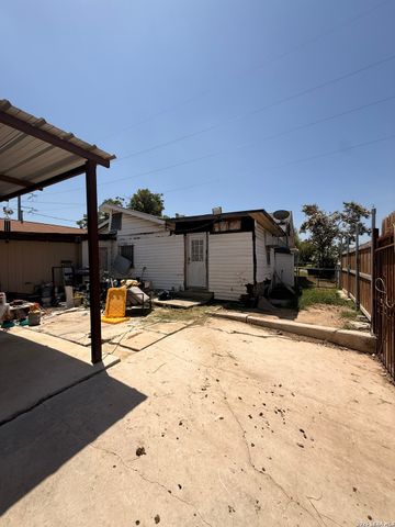 2123 PEREZ ST, San Antonio, TX 78207