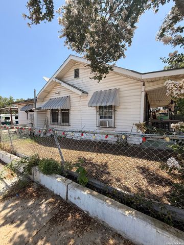 2123 PEREZ ST, San Antonio, TX 78207