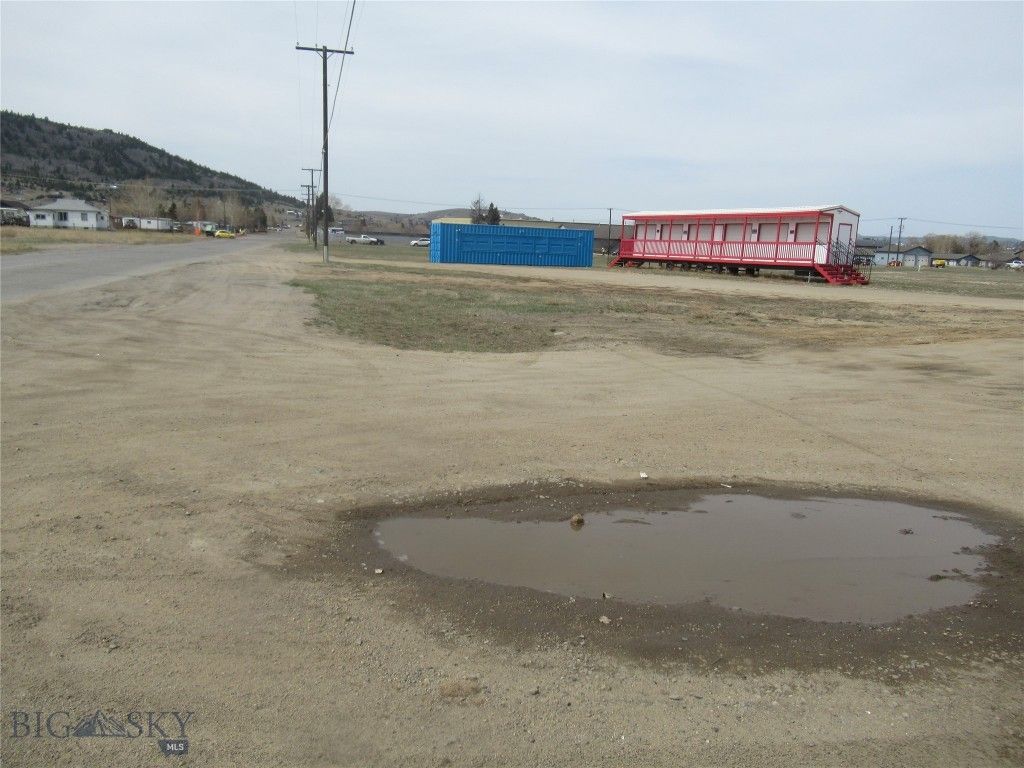 1839 Longfellow, Butte, MT 59701 photo 4