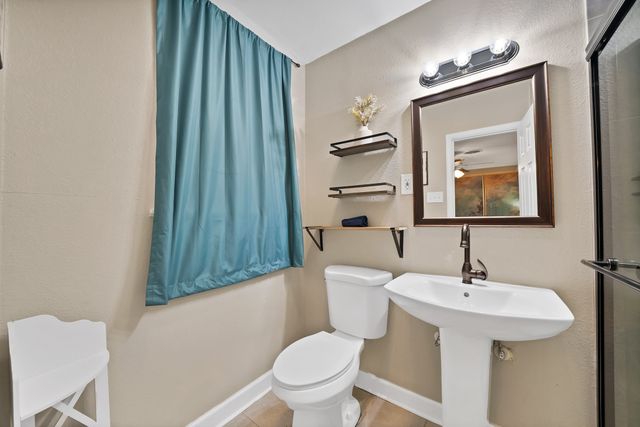 7013 Meadowbrook Drive, Fort Worth, TX 76112