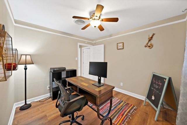 7013 Meadowbrook Drive, Fort Worth, TX 76112