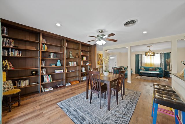 7013 Meadowbrook Drive, Fort Worth, TX 76112