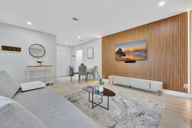 934 NW 4th Avenue 1-4, Fort Lauderdale, FL 33311