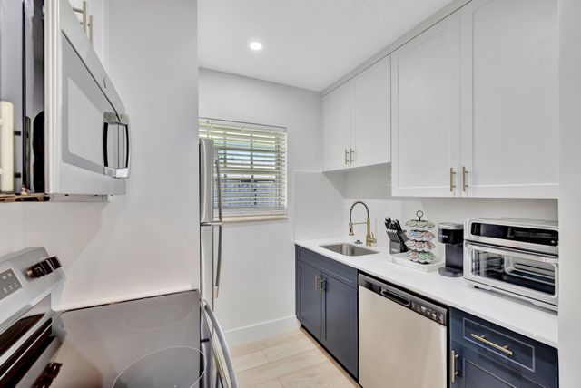 934 NW 4th Avenue 1-4, Fort Lauderdale, FL 33311