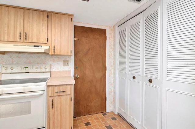 55 GULFWINDS DRIVE, Palm Harbor, FL 34683