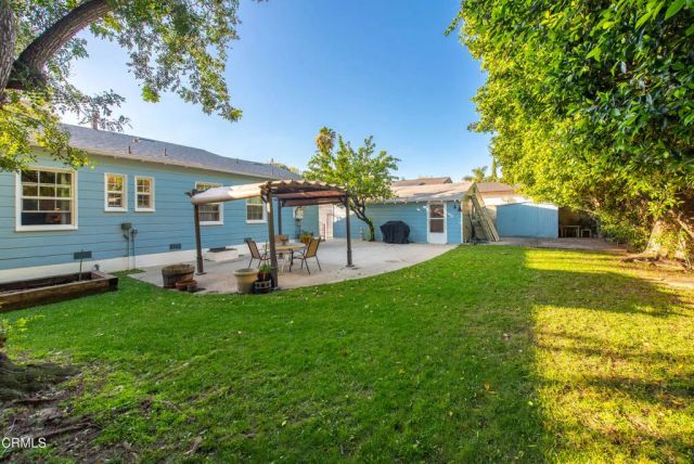 6514 Mammoth Avenue, Valley Glen, CA 91401