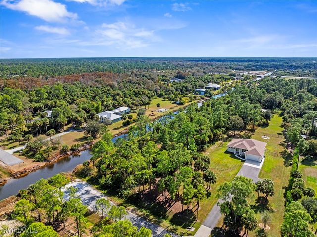 1280 14th AVE NE, Naples, FL 34120