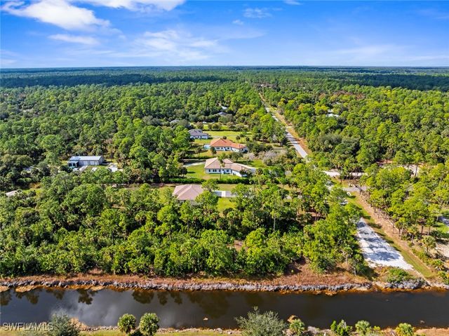 1280 14th AVE NE, Naples, FL 34120