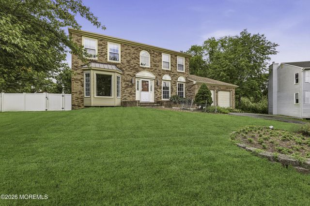 39 Driftwood Drive, Howell, NJ 07731