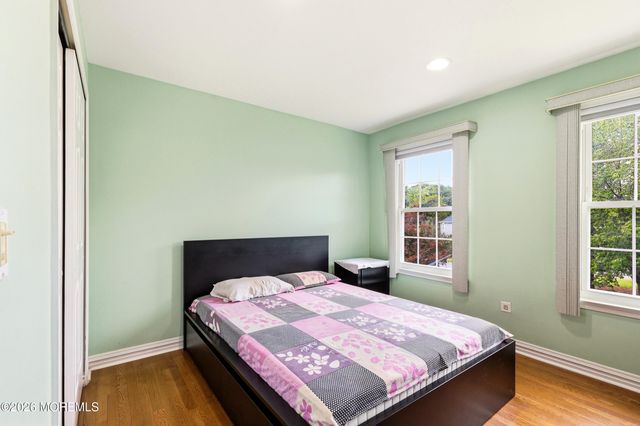 39 Driftwood Drive, Howell, NJ 07731