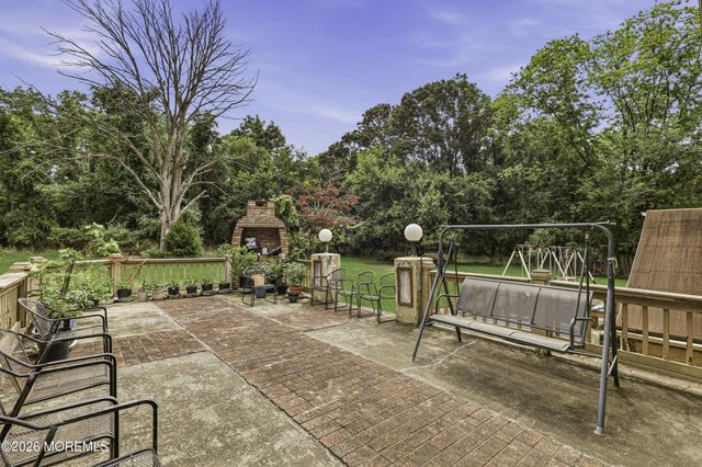 39 Driftwood Drive, Howell, NJ 07731